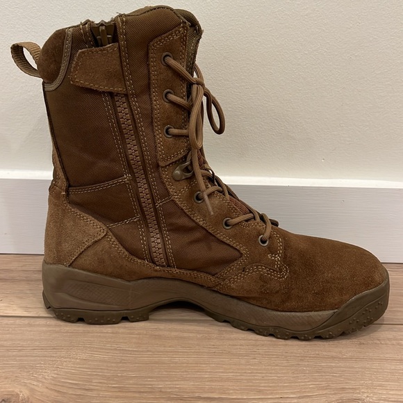 5.11 Tactical A.T.A.C.® 2.0 8" SIDE ZIP DESERT - Dark Coyote (106) - Picture 4 of 10
